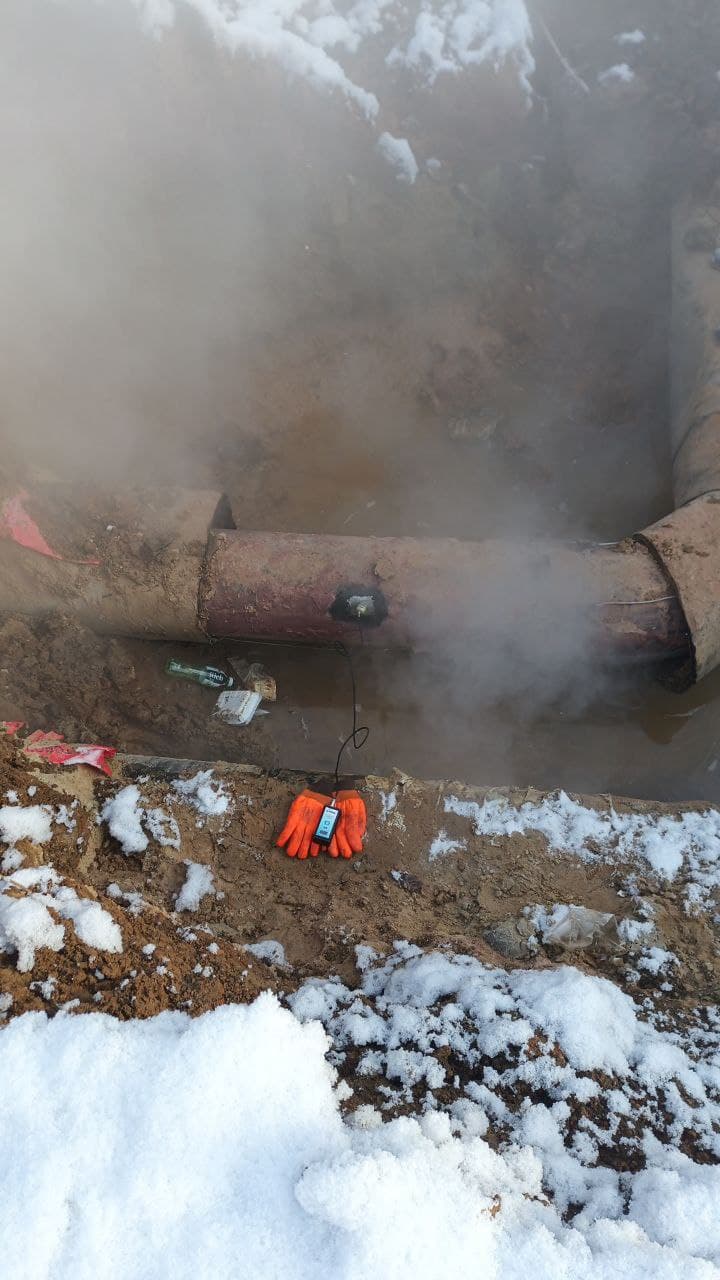 Pipe surface preparation and acoustic sensor installation